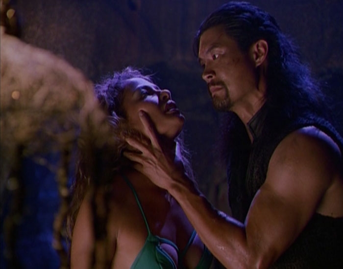 MKC Episode01 Screen005 Shang Tsung Vorpax