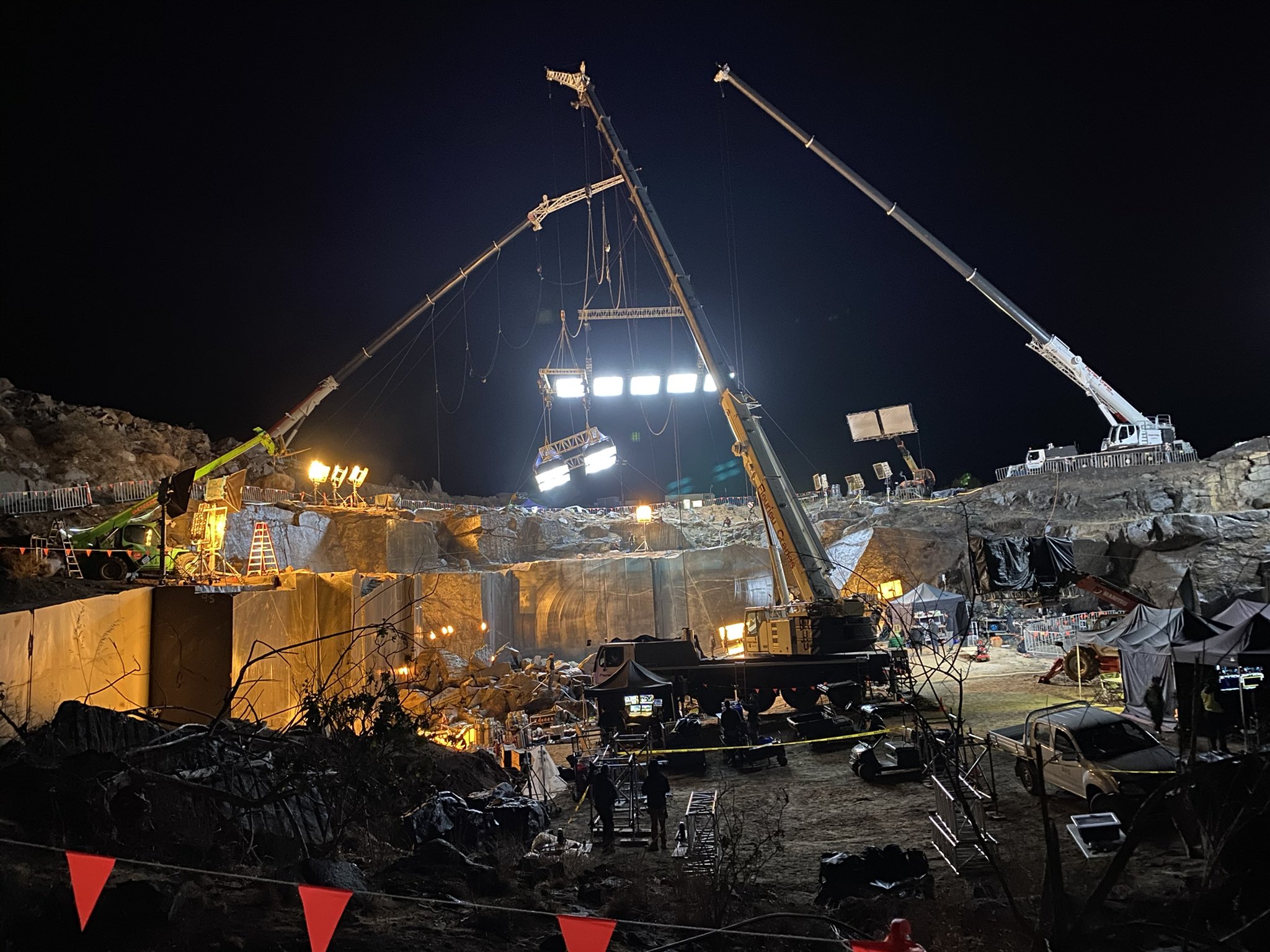 Behind the Scene - Aufbau